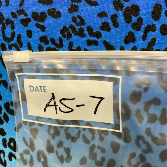 Zenergy Chico’s Blue Blouse 1 / S Printed - Picture 6 of 6